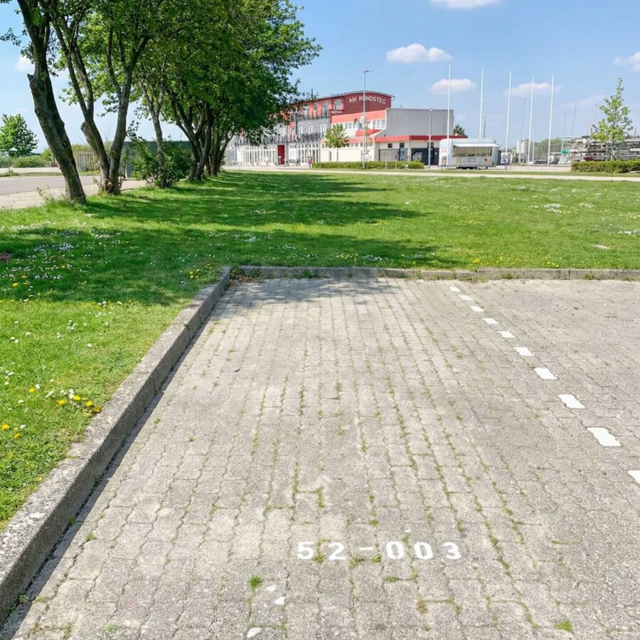 Eigener Parkplatz der ZweitenLiebe Fehmarn 52-003